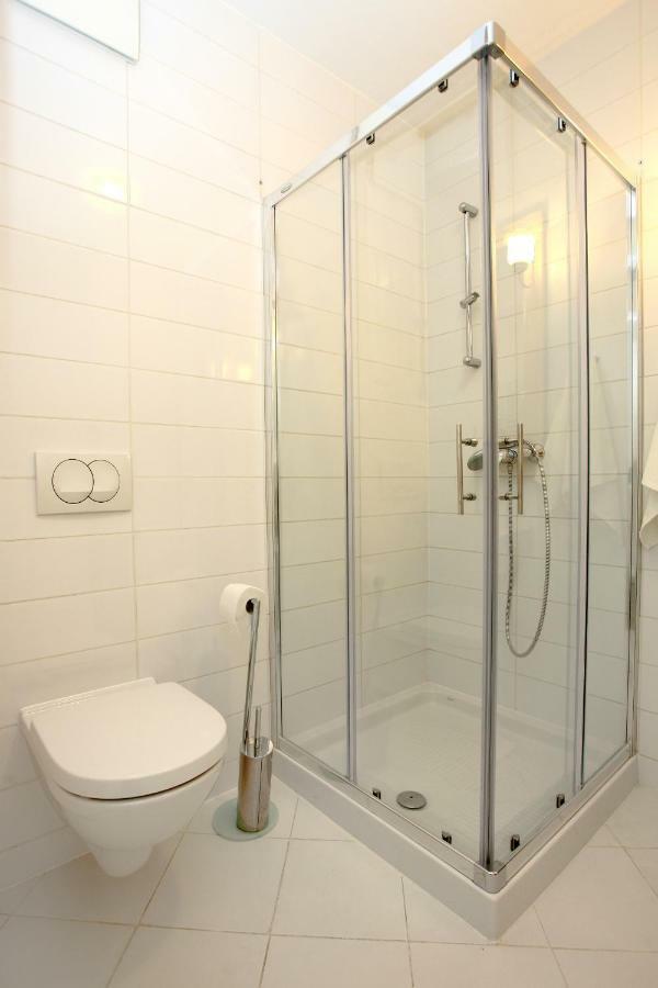 Residence Jagodje Izola Bagian luar foto